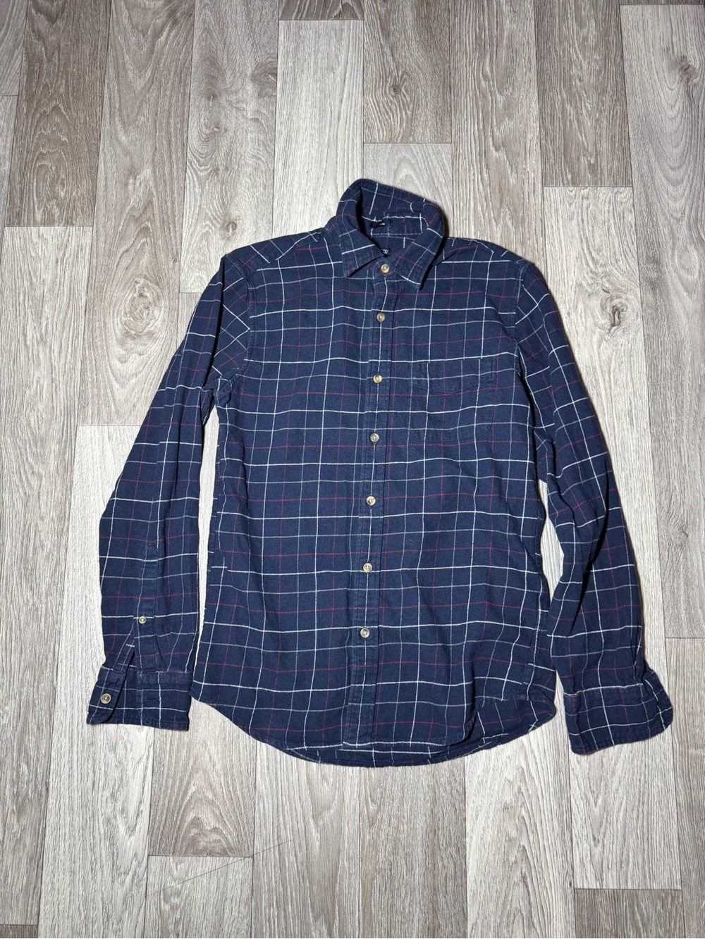 J Crew Men’s Flannel Buttoned Shirt Size Small